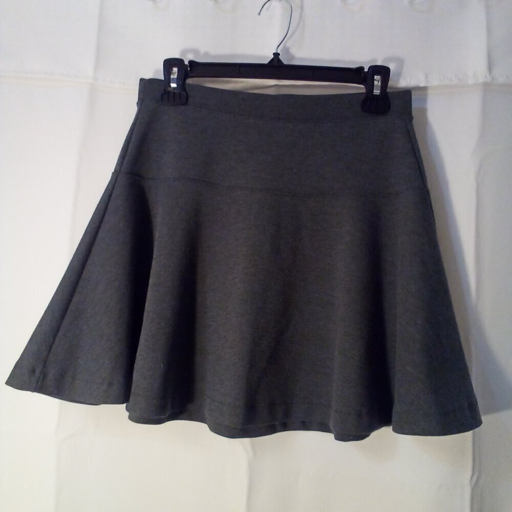 Old Navy Skirt Women S Pull On Elastic Short Circle Gray